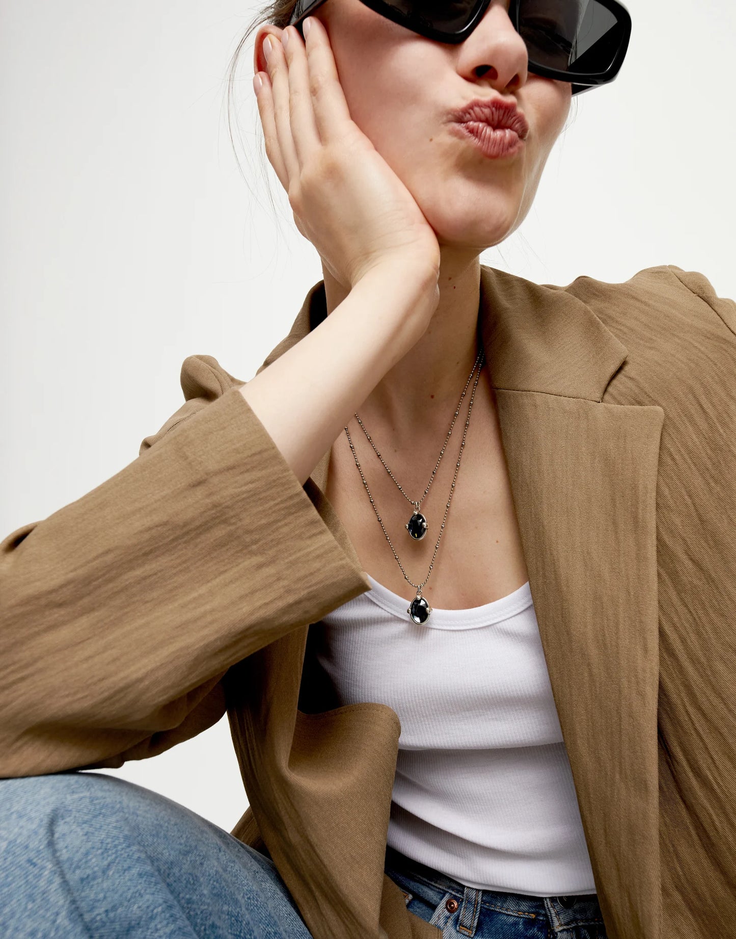 Multi strand necklace Silver with two black oval faceted crystals