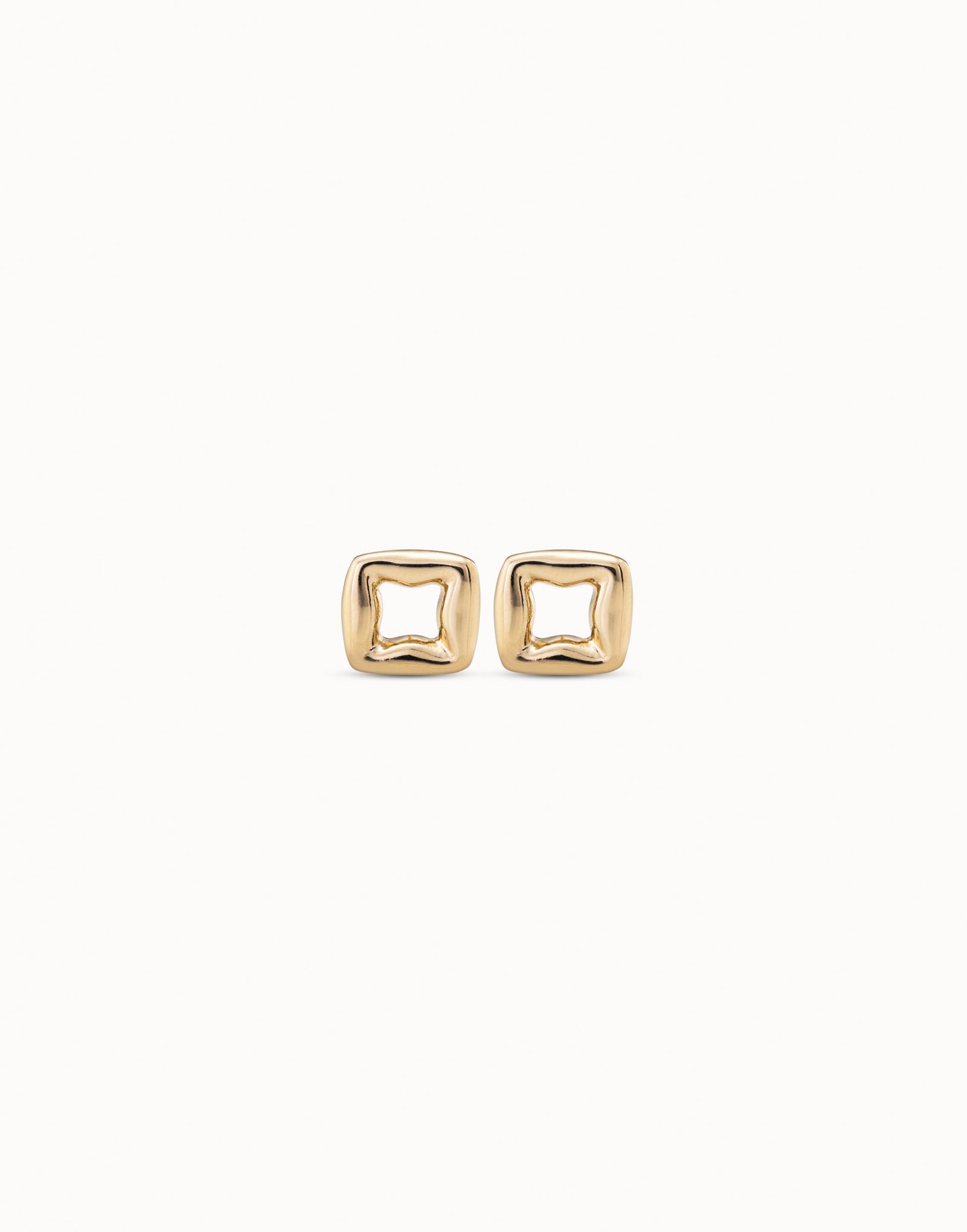Square stud earrings