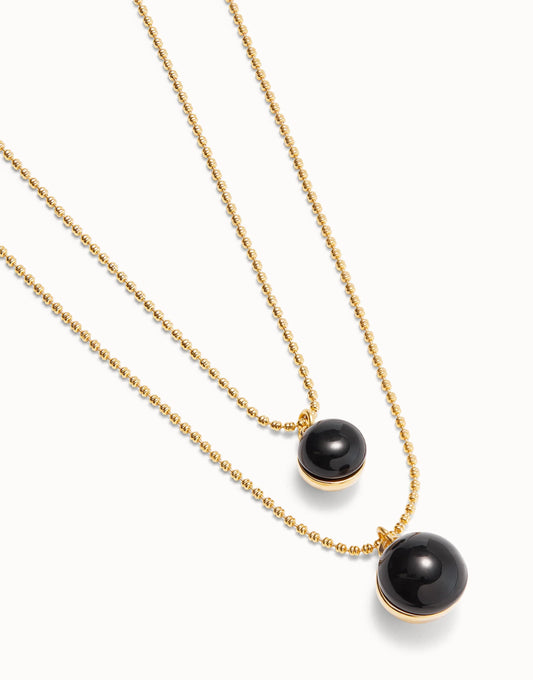 Multi-layer pendant link necklace with black murano glass