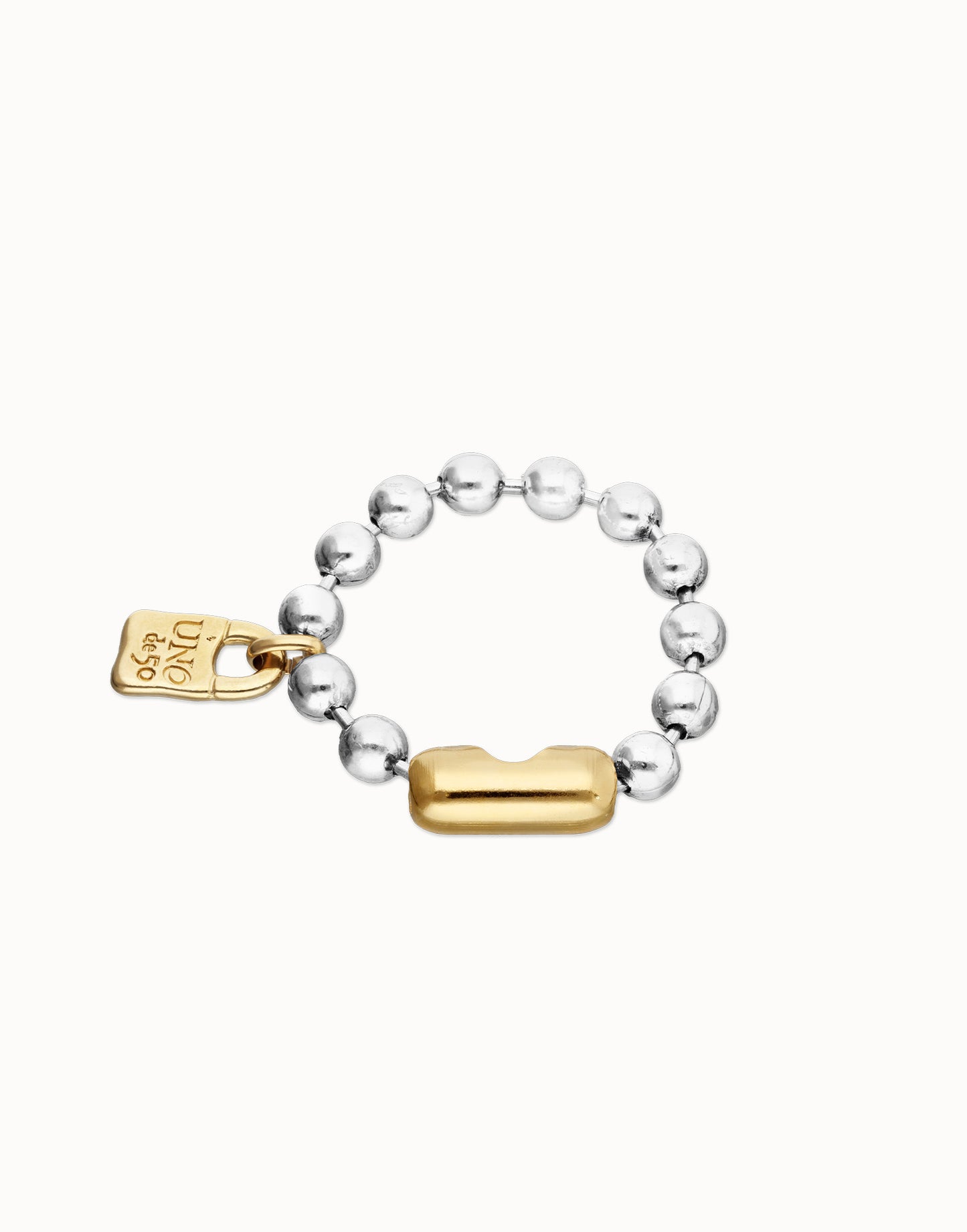 Beaded bracelet with a 18k plated padlock charm