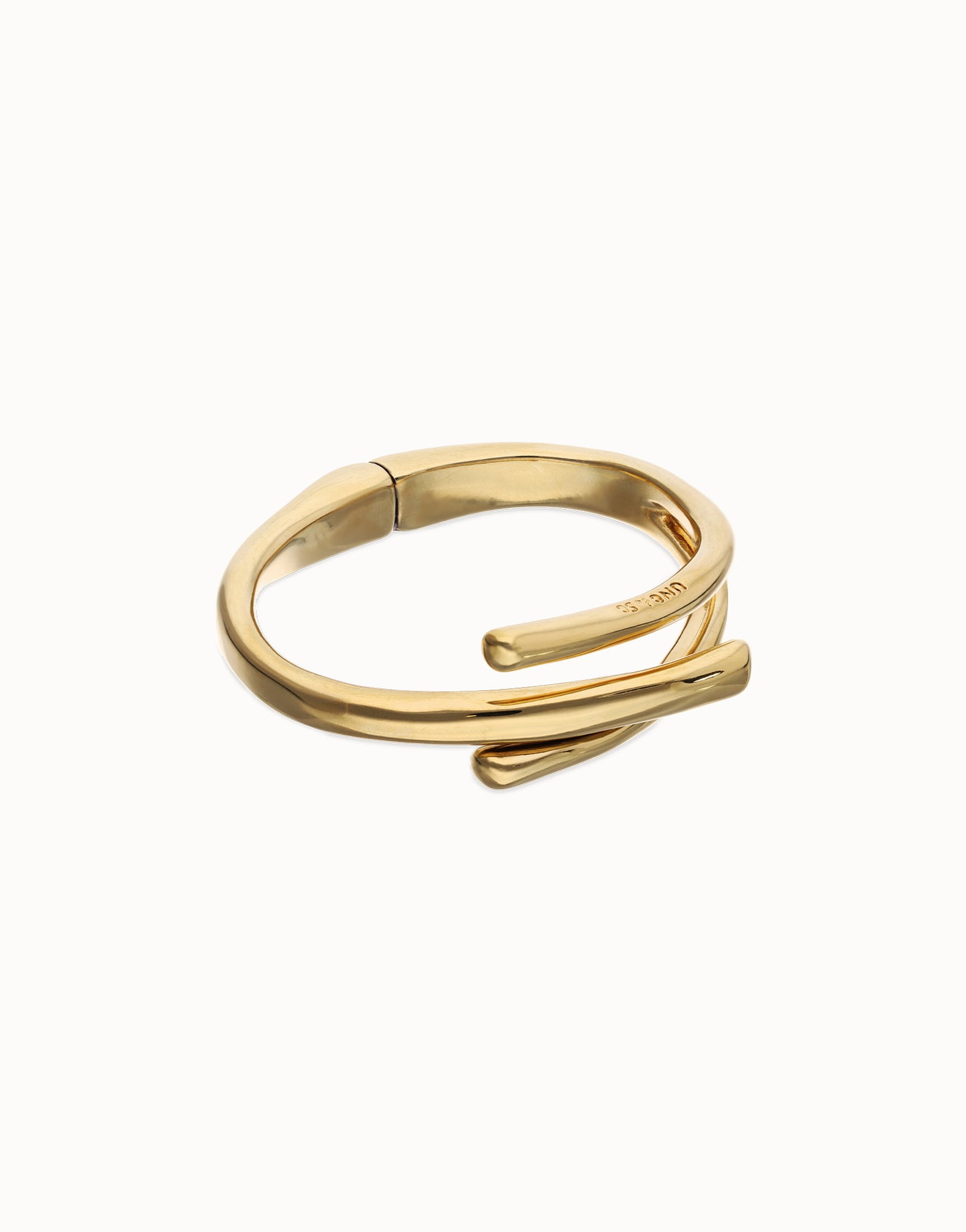Bangle bracelet with three intertwined organic shapes