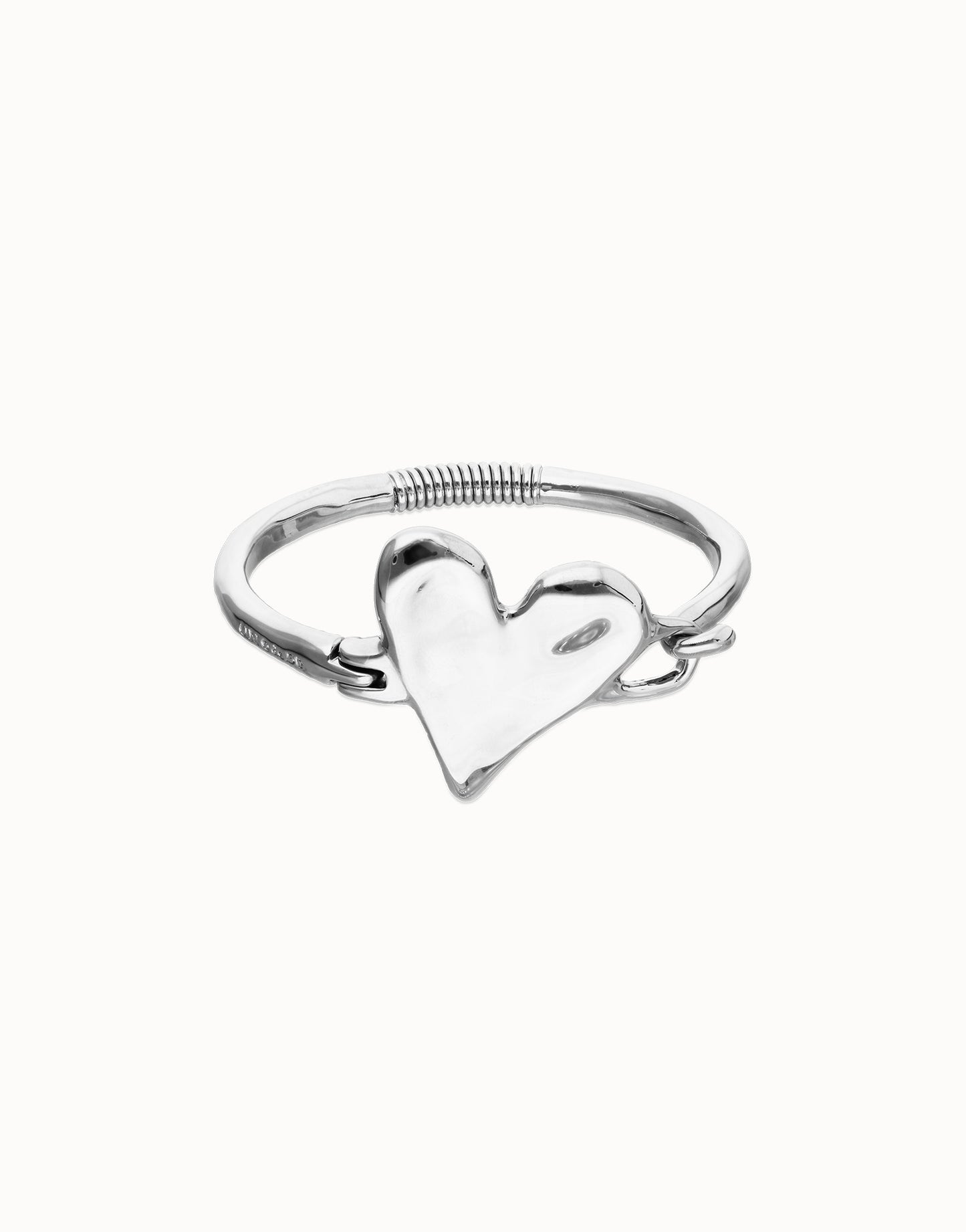 Bangle bracelet with heart detail