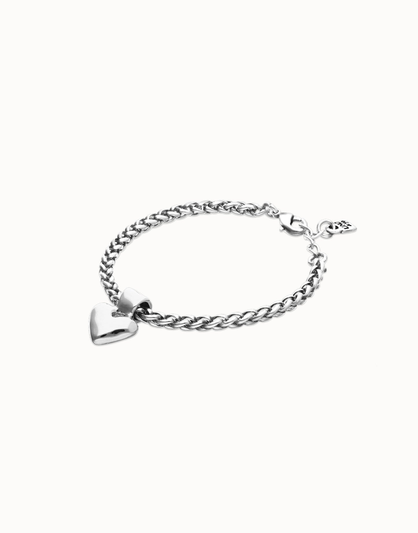 Chain bracelet with small heart detail