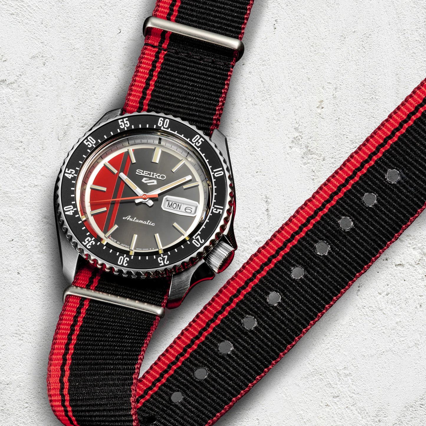 Seiko 5 Sports